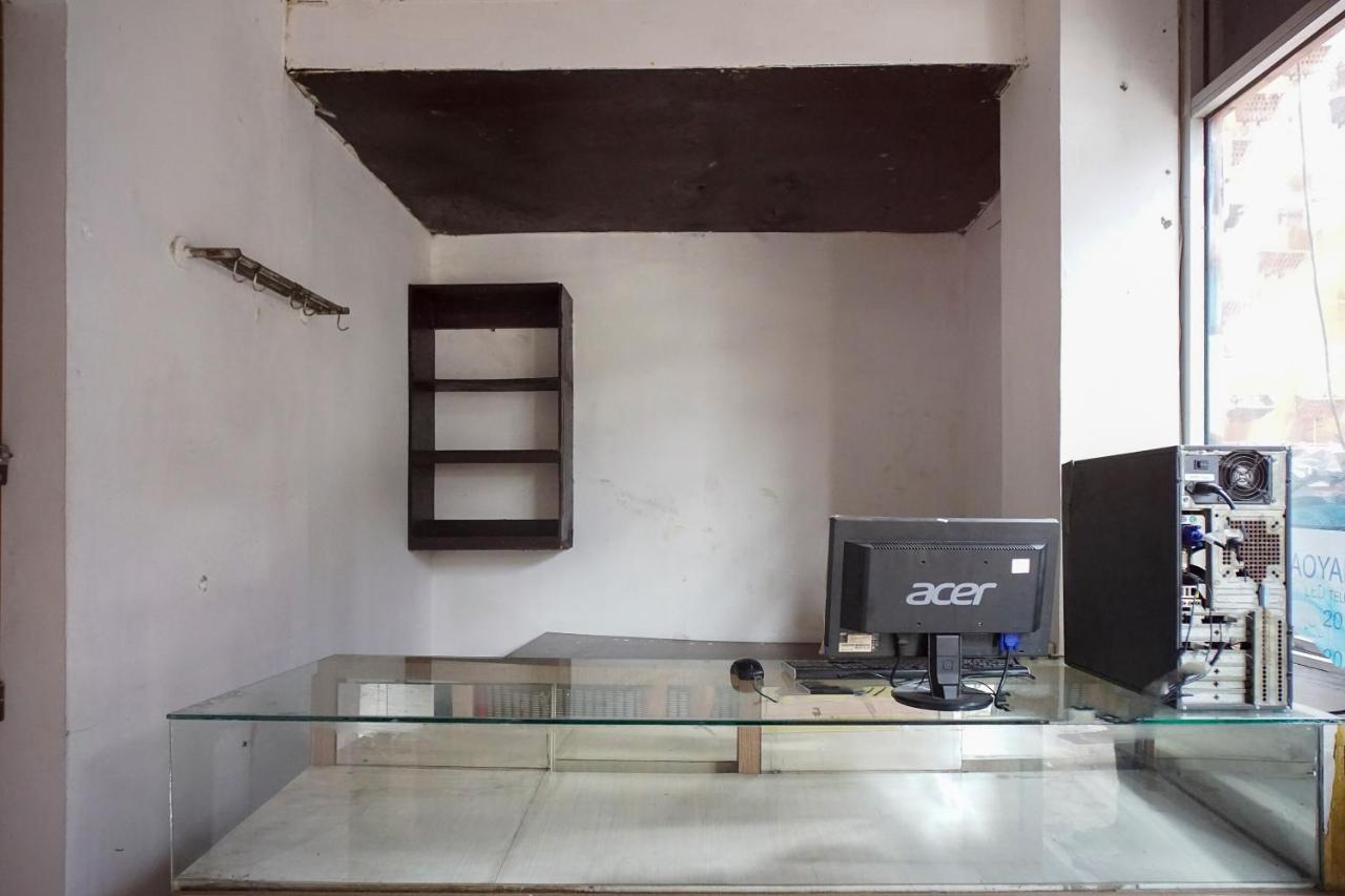Oyo 93003 B32
