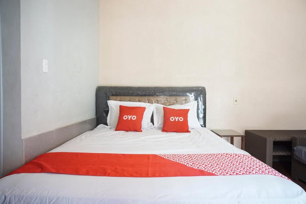 Hotel Oyo 93003 B32 2*